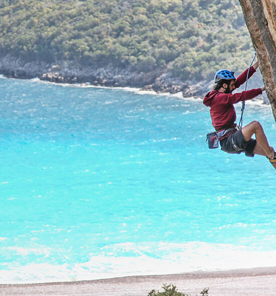 Experience the Ultimate Climbing Holiday: All-Inclusive 3 days Camp in Kyparissi