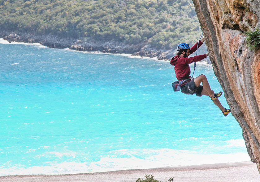 Experience the Ultimate Climbing Holiday: All-Inclusive 3 days Camp in Kyparissi